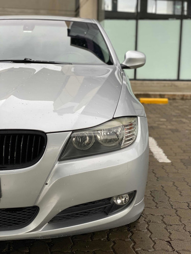 Bmw Serie 3 2.5 325i Sedan Executive 2010