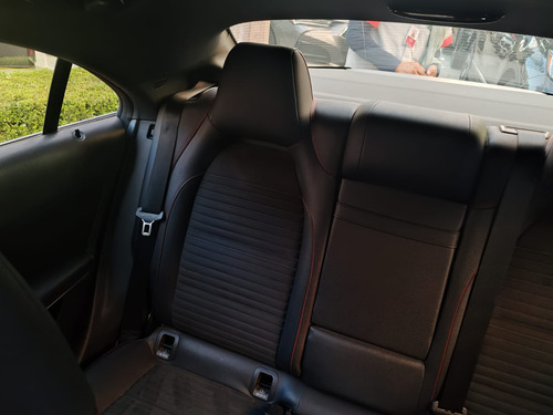 Mercedes-Benz Clase CLA 2.0 250 Cgi Sport At