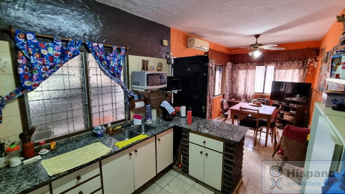 Hermosa Casa En Venta, Barrio La Loma, Del Viso