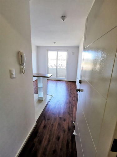 Se Arrienda Departamento 1d1b, En Valle Escondido.
