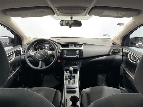 Nissan Sentra 1.8 Advance Cvt