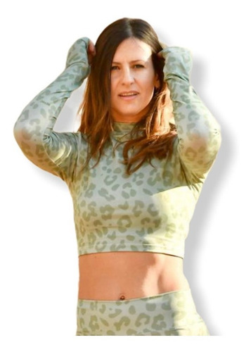 Imagen 3 de 6 de Top Mangas Largas Deportivo Lycra Print Military Bchic