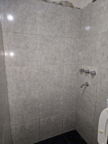 Alquiler Ph 2 Amb A La Calle Con Patio Por Escalera