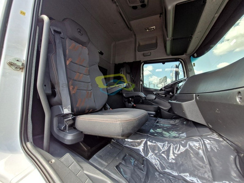 Caminhão Mb 2536 Axor 6x2 Cabine Leito Automático Susp Mola