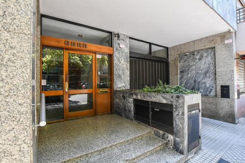 Imagen 3 de 30 de Departamento De 3 Dormitorios Mas Dependencia O Escritorio En Venta En El Centro De Rosario