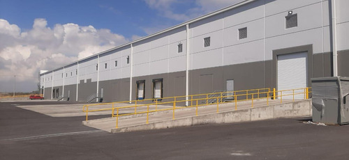 Bodega / Nave Industrial En Renta En Silao