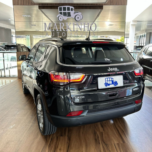 Jeep Compass LONG. T270 1.3 TB 4x2 Flex Aut.