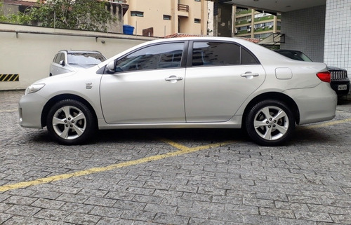 Toyota Corolla 1.8 16v Gli Flex Aut. 4p 2014