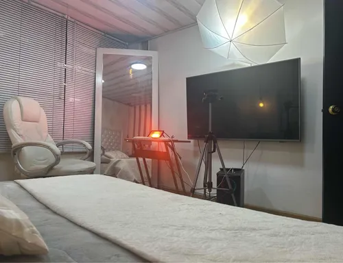 Estudio Web Cam 4 Rooms, Sala, Cocina, Baño!!