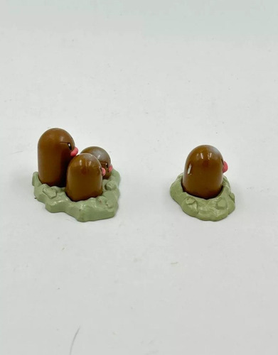 Diglett Y Dugtrio Pokemon Marca Tomy Vintage (Usado)
