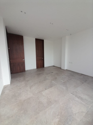 Puembo Vendo Hermosa Casa Por Estrenar 3 Dormitorios Jardín