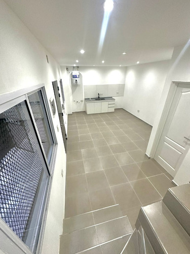 Alquiler - Nuevo Duplex 3 Amb En Banfield!