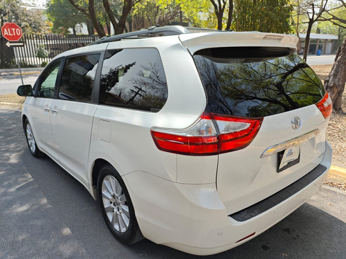 Toyota Sienna 3.5 Limited At