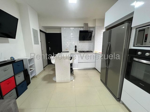 Espectacular Apartamento Remodelado En Venta Liso Para Mudarse En San Bernardino - Mls #25-22271 - Jca