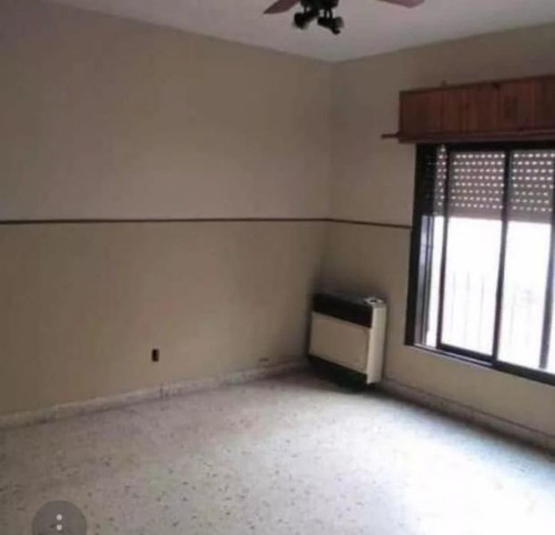 Casa 4 Ambientes Con Cocheras