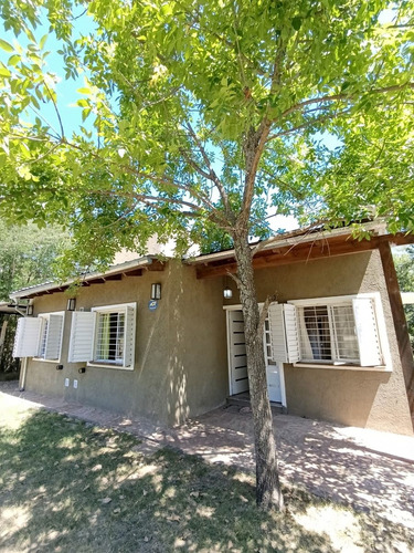 Casa En Venta. 2 Dorm. Villa Ciudad Parque
