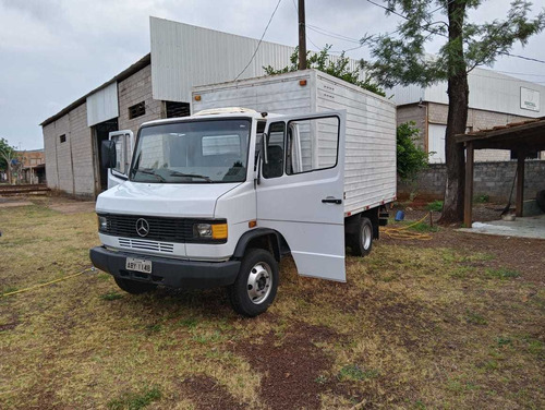 Mercedes 710