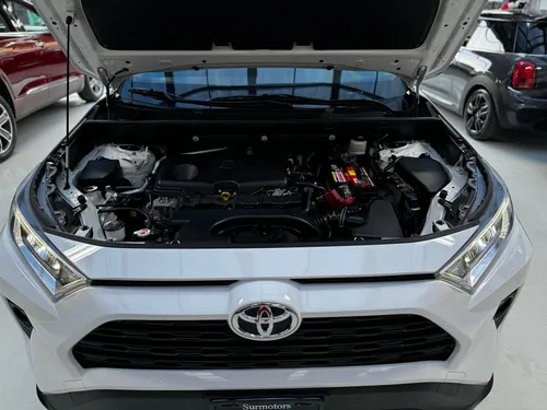 Toyota RAV4 2.5 Xle 4wd At 204 hp