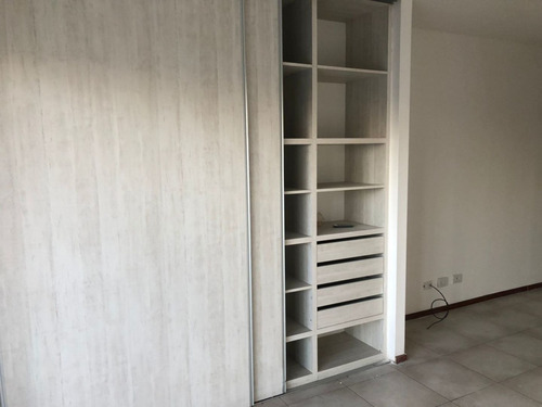 Imagen 6 de 10 de Departamento En Venta En Villa Luro
