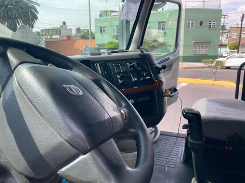 Imagen 4 de 15 de Tracto Camion Usado Volvo 2012