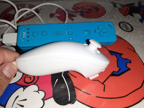 Nunchuck Blanco Y Wii Motion Plus Azul Original Y Funciona (Usado)