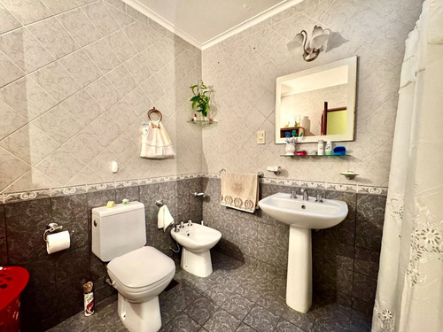 Venta/casa/dos Dormitorios/servicios/rafaela