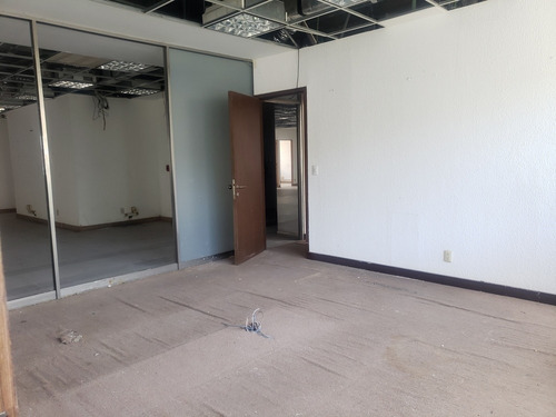 Fracc. Costa Azul Pisos Para Oficinas En Avenida Costera
