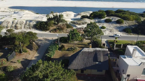 Imagen 12 de 12 de Espectacular Chalet Frente Al Mar