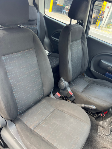 Fiat Uno 1.0 Vivace Flex 3p