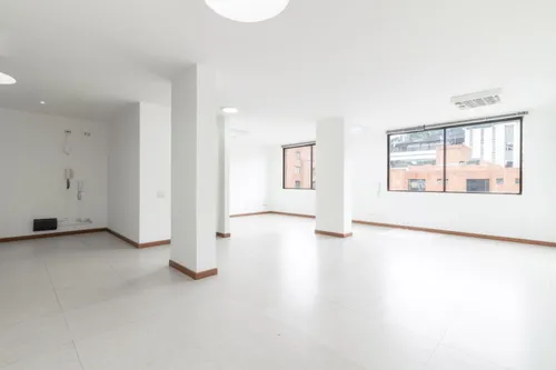 Oficina En Venta En Chicó Norte. Cod V7783