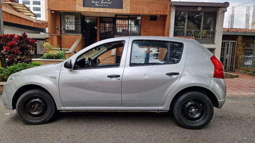 Renault Sandero 1.6 Authentique