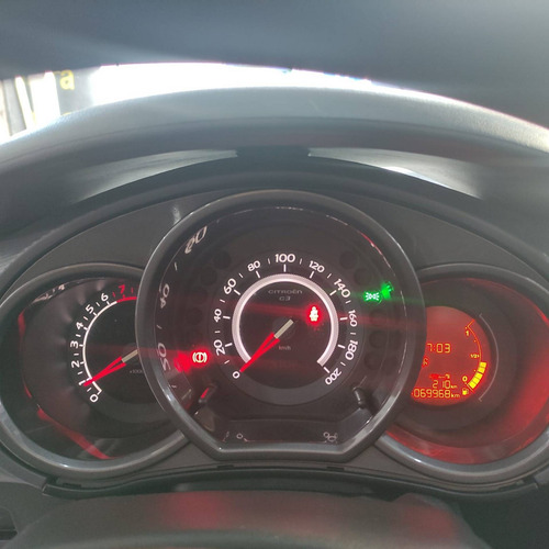 Imagem 8 de 9 de Citroën C3 1.5 Origine 8v Flex 4p Manual