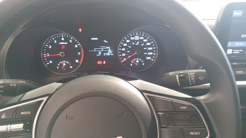 Kia Forte 4p LX L4/2.0 Man