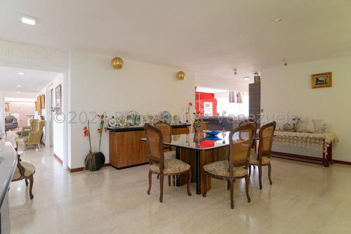 Apartamento En Venta En La Tahona Penthouse Ph Terraza Pozo De Agua Parrillera Vista Panoramica Angela Tochon Apartamentos Caracas