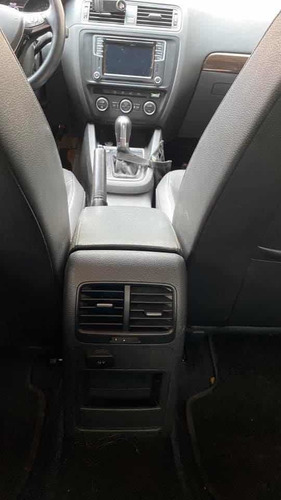 Volkswagen Jetta 2015 2.0 Comfortline Flex Aut 4p