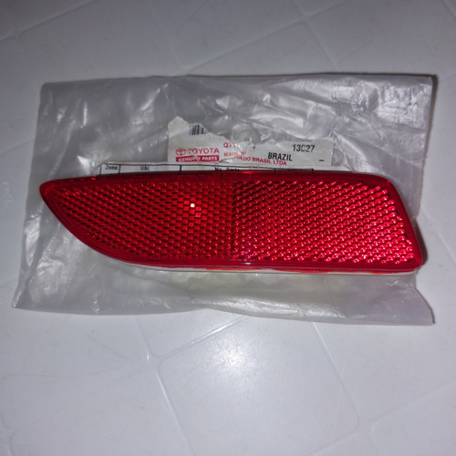 Luz Reflectiva Parachoque Trasero Rh Toyota Corolla 2011 14