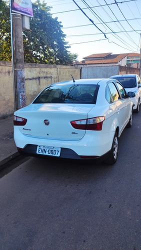 Fiat Grand Siena 2014 1.4 Tetrafuel 4p Tetra-combustible