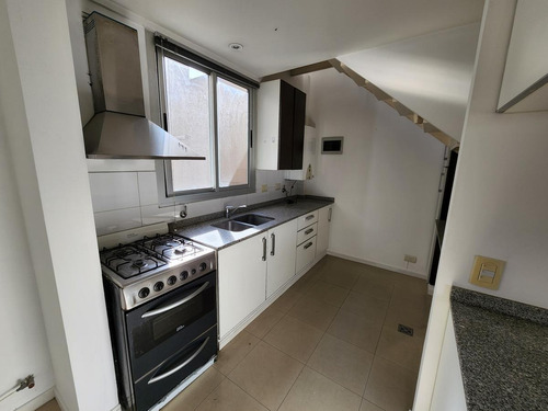 Imagen 8 de 28 de Venta De 3 Amb Con Cochera Departamento En San Isidro Centro Calabria