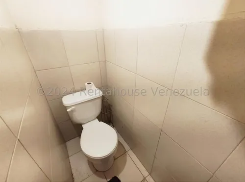 Lisbeth Delgado Vende Estación De Servicio En Plena Av. Libertador En Barquisimeto Cod.25-3485 Excelente Oportunidad De Inversión