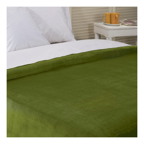 Frazada Danubio Frazada Flannel color calla green con diseño lisa de 2.2m x 1.61m