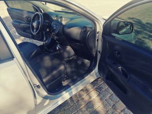 Nissan Versa 1.6 Sense 5vel Mt 2012