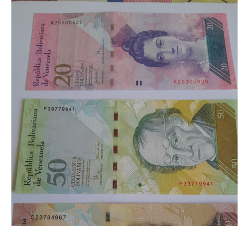 13 Billetes Venezolanos - Bs Fuertes ($10) - Seriales A