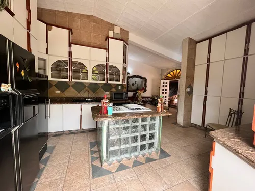 Hermosa Casa En El Limon