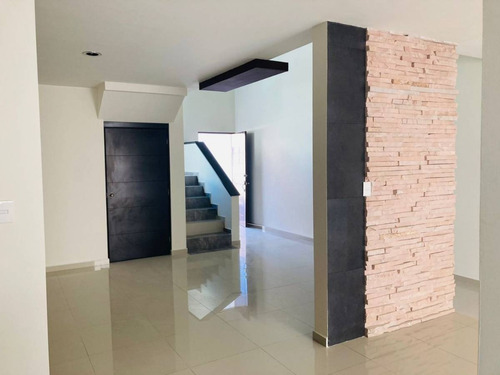 Imagen 3 de 18 de Casa En Renta Residencial El Roble
