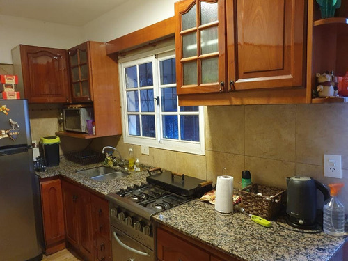 Imagen 3 de 18 de Duplex En Venta En Castelar Sur