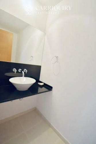 Apartamento En Alquiler Temporario Playa Mansa 2 Dormitorios Seasons Tower