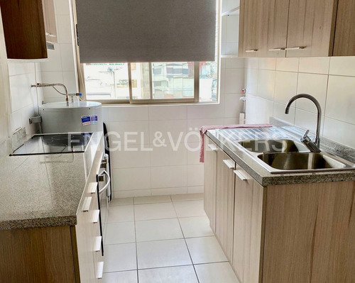 Departamento Cercano A Sector Brasil 61 M2 Totales