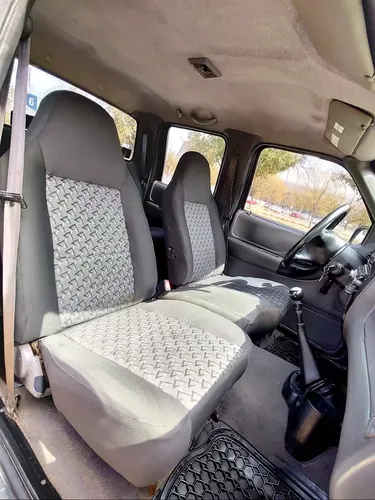 Ford Ranger Pickup Xl L4 Crew Cab 5vel Aa Mt