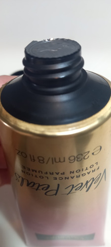 Crema Victoria's Secret Velvet Petals Sellada Original U.s.a Sweet Almod Glaze & Creamy Sandalwood