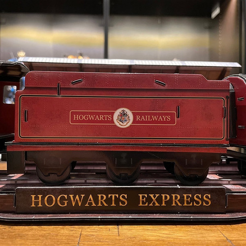 Imagen 7 de 10 de Harry Potter Hogwarts Express Tren Rompecabezas 3d
